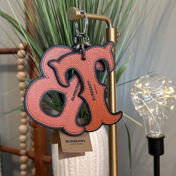 🆕 BURBERRY Calf Grain Leather Bag Charm/Keychain, Made in Italy. NWT - Picture 9 of 12